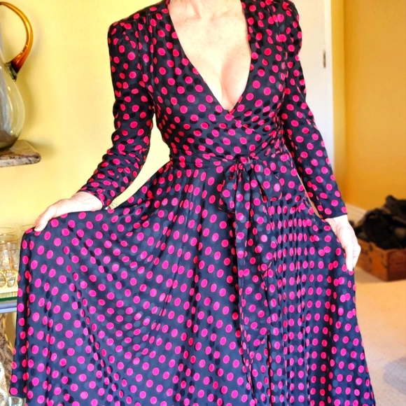 Albert Nipon Silk Dress Red Polkadot - Picture 1 of 13